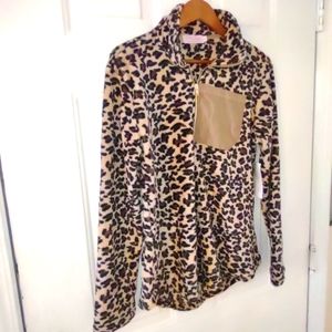 Pink Lily Leopard Print Women's Pullover. Size S.
